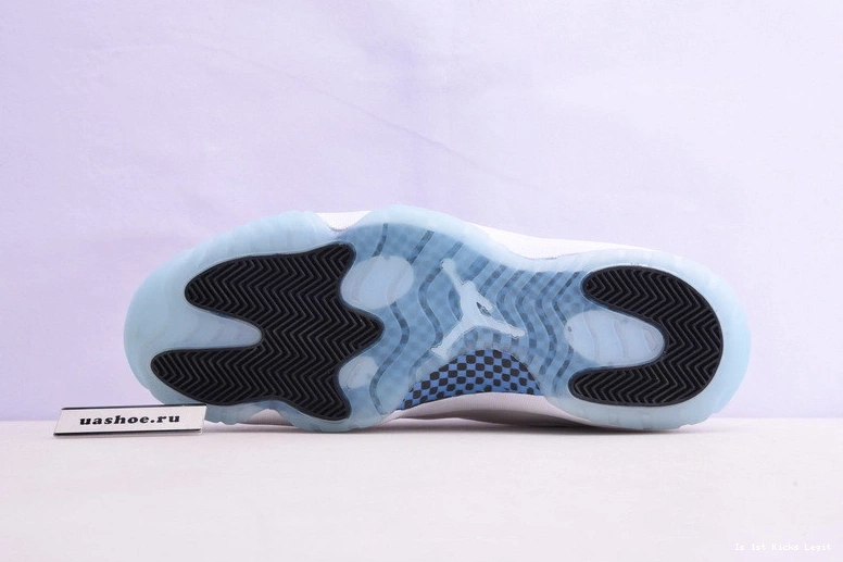 Air Blue“  AV2187-117 Jordan Low”Legend  11  1117